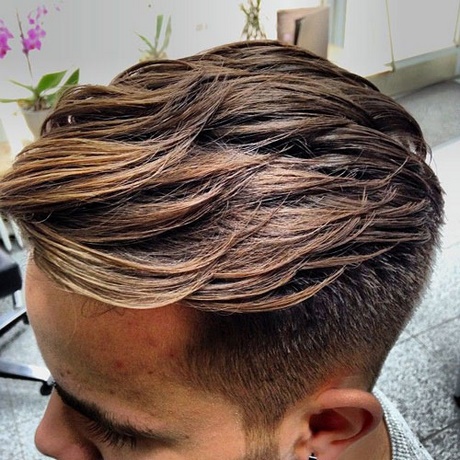 hairstyles-3-layers-60_8 Hairstyles 3 layers