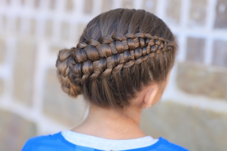 hairstyles-braids-for-long-hair-64_15 Hairstyles braids for long hair