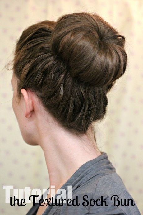 hairstyles-buns-62_15 Hairstyles buns