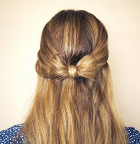 hairstyles-half-up-half-down-98_10 Hairstyles half up half down