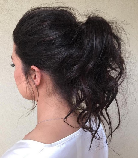 hairstyles-ponytails-medium-hair-85_9 Hairstyles ponytails medium hair