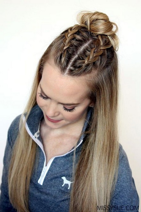 hairstyles-quick-and-easy-for-school-45_17 Hairstyles quick and easy for school