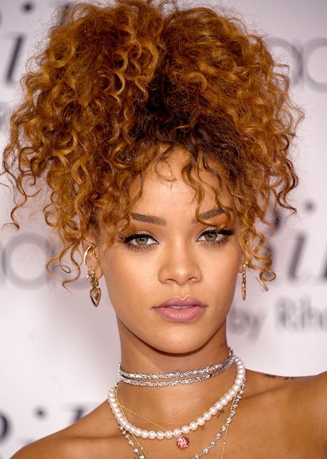 hairstyles-you-can-do-with-curly-hair-32_8 Hairstyles you can do with curly hair