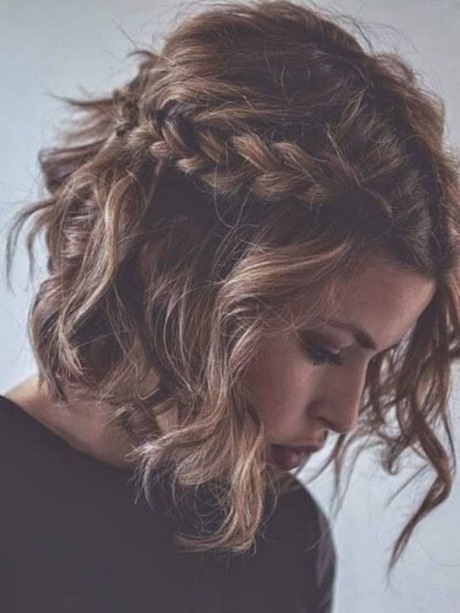 Simple everyday hairstyles for short hair