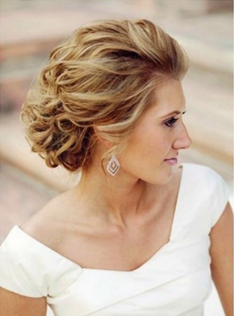 updo-hairstyles-for-long-straight-hair-94_11 Updo hairstyles for long straight hair