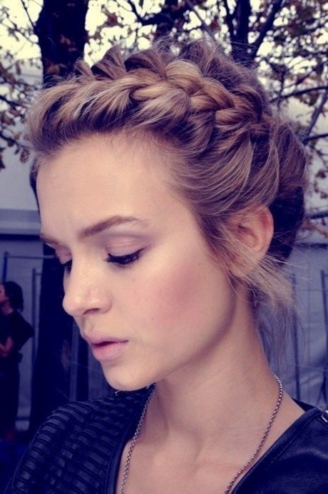 cute-braided-updos-for-long-hair-34_17 Cute braided updos for long hair