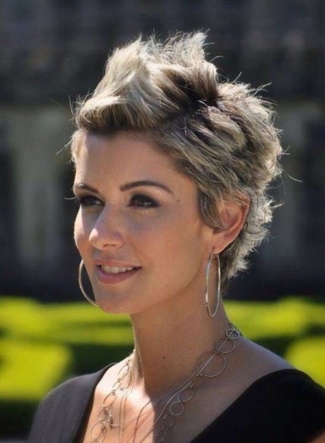 womens-short-hairstyles-pictures-47_9 Womens short hairstyles pictures