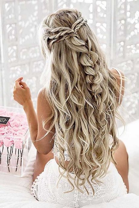 cute-prom-hairstyles-2020-64_5 Cute prom hairstyles 2020