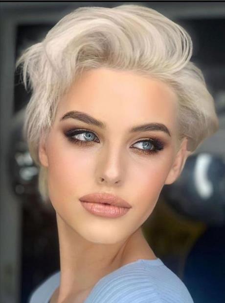 hairstyle-for-round-face-girl-2020-45_16 Hairstyle for round face girl 2020