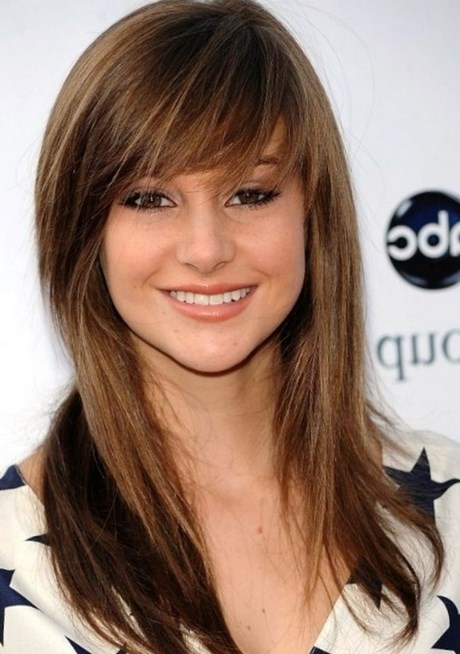 hairstyles-with-long-bangs-2020-99_14 Hairstyles with long bangs 2020