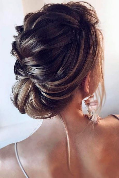 hottest-prom-hairstyles-2020-76_11 Hottest prom hairstyles 2020