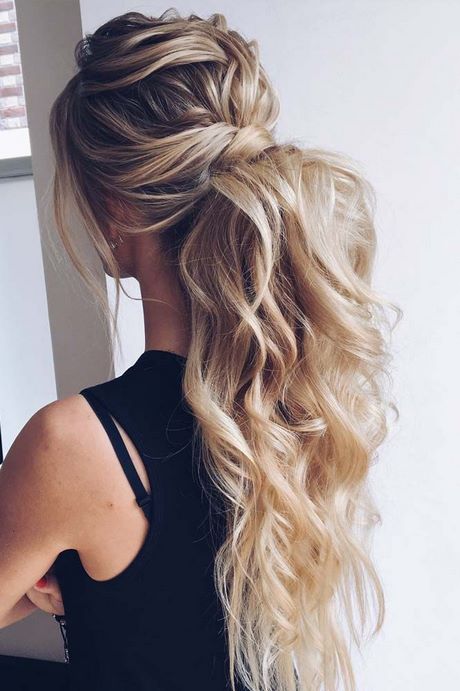 new-prom-hairstyles-2020-67_12 New prom hairstyles 2020