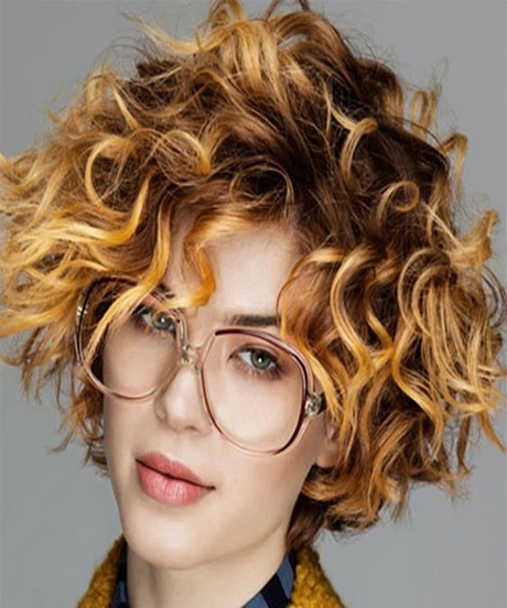 short-and-curly-hairstyles-2020-11_6 Short and curly hairstyles 2020