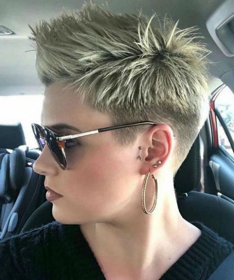 very-short-womens-haircuts-2020-69 Very short womens haircuts 2020