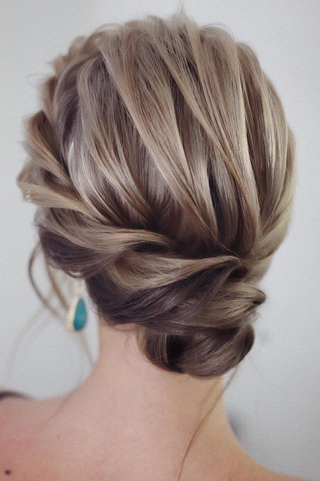 wedding-hairstyle-for-short-hair-2020-36_7 Wedding hairstyle for short hair 2020