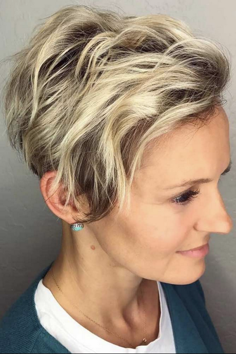 womens-hairstyles-short-2020-28 Womens hairstyles short 2020