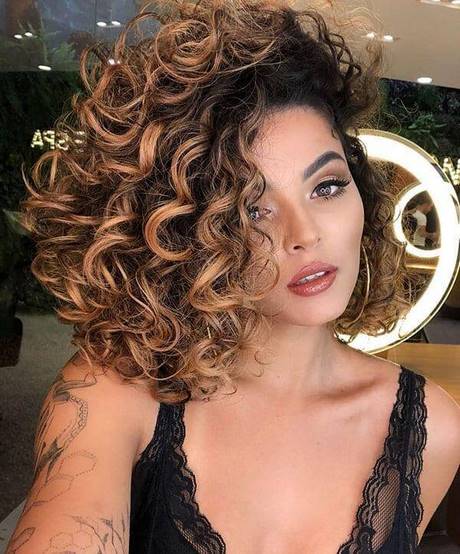 best-hairstyles-for-curly-hair-2021-79_3 Best hairstyles for curly hair 2021