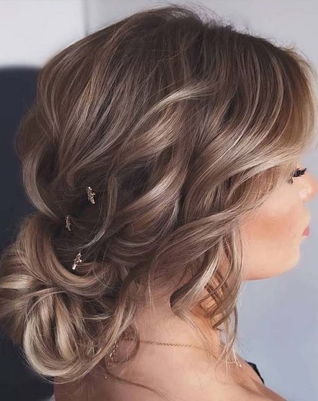 best-updos-2021-75_10 Best updos 2021