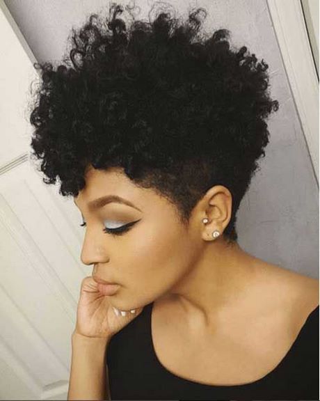 black-short-curly-hairstyles-2021-26_11 Black short curly hairstyles 2021