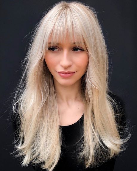 blonde-hair-with-bangs-2021-36_12 Blonde hair with bangs 2021
