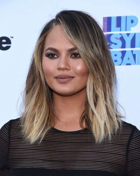 chrissy-teigen-hair-color-2021-44_9 Chrissy teigen hair color 2021