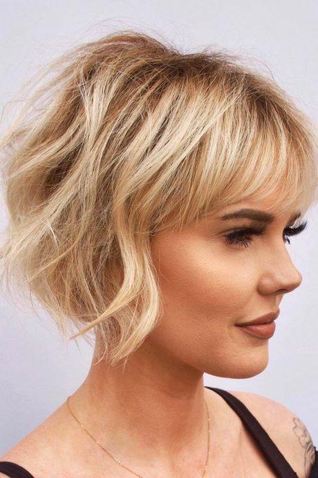 cute-short-haircuts-for-women-2021-56_15 Cute short haircuts for women 2021