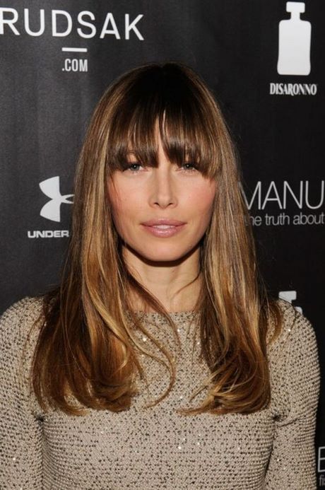 hairstyles-for-long-hair-with-fringe-2021-54_4 Hairstyles for long hair with fringe 2021