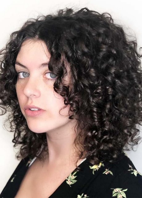 hairstyles-for-natural-curly-hair-2021-67 Hairstyles for natural curly hair 2021