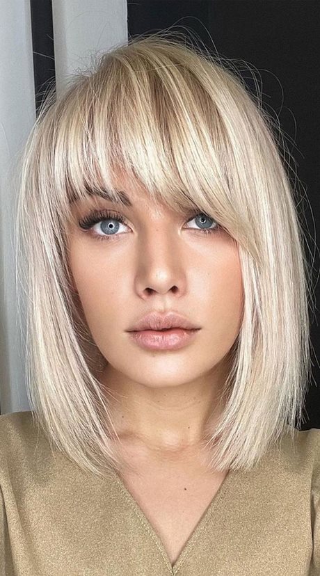 hairstyles-with-long-bangs-2021-19_4 Hairstyles with long bangs 2021