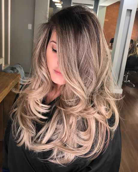 layered-hairstyles-for-long-hair-2021-93_6 Layered hairstyles for long hair 2021
