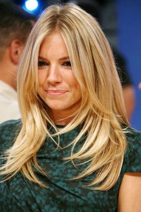 long-hairstyles-for-round-faces-2021-38_17 Long hairstyles for round faces 2021