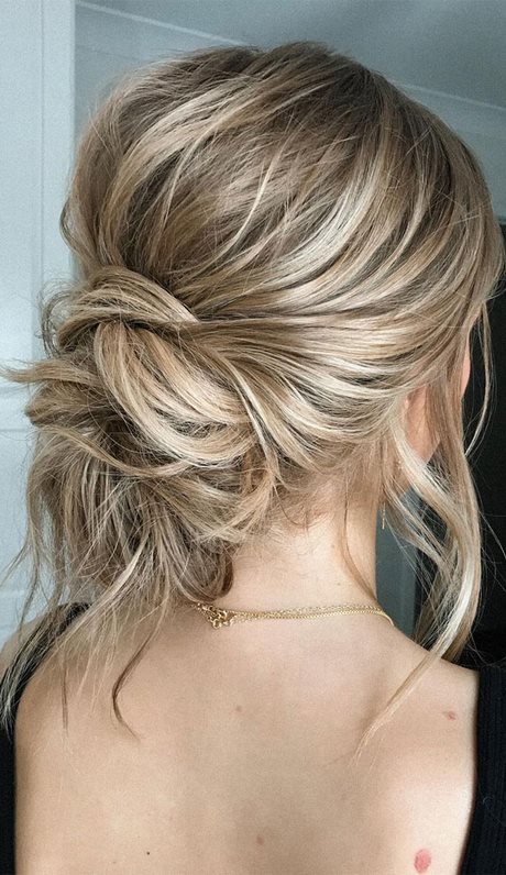 medium-updo-hairstyles-2021-75_14 Medium updo hairstyles 2021