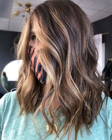 mid-length-layered-hairstyles-2021-98_17 Mid length layered hairstyles 2021