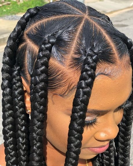 popular-braided-hairstyles-2021-69_4 Popular braided hairstyles 2021