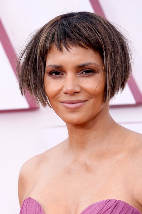 short-celeb-hairstyles-2021-47_2 Short celeb hairstyles 2021