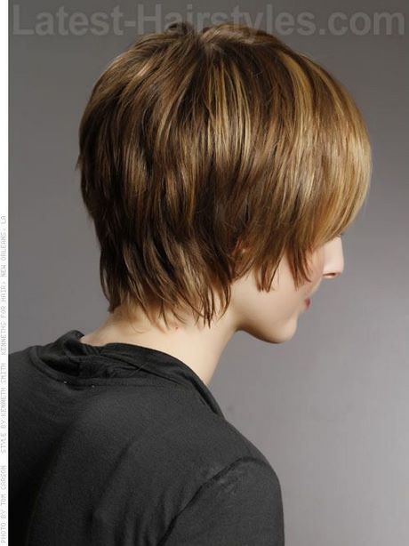 short-layered-haircuts-with-bangs-2021-75_11 Short layered haircuts with bangs 2021