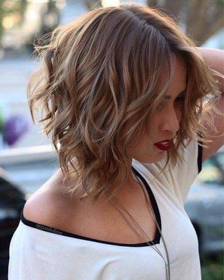 styles-for-short-curly-hair-2021-75_2 Styles for short curly hair 2021