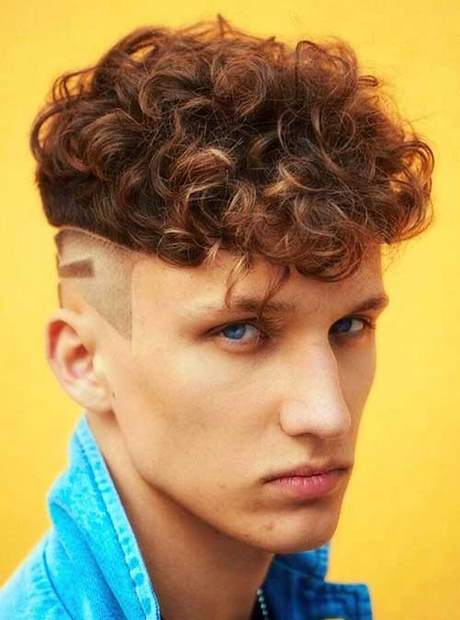 top-curly-hairstyles-2021-48_8 Top curly hairstyles 2021