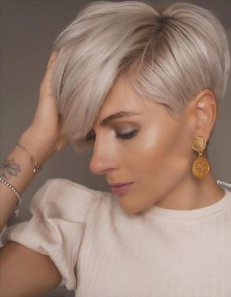 trendy-hairstyles-2021-short-56_14 Trendy hairstyles 2021 short