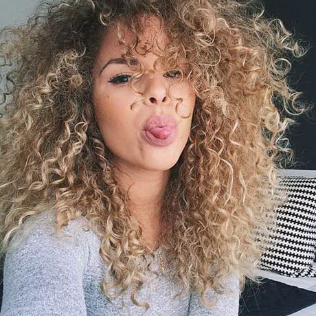 naturally-curly-hairstyles-67_7 Naturally curly hairstyles