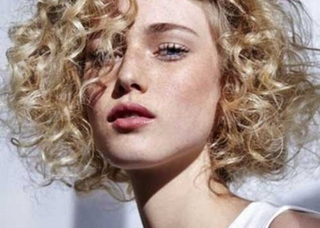 best-short-curly-haircuts-60_3 Best short curly haircuts