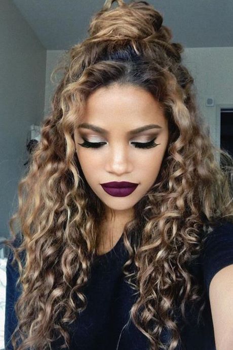 curly-hair-trends-78_4 Curly hair trends