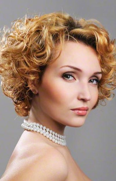 cute-short-curly-haircuts-2019-43_11 Cute short curly haircuts 2019