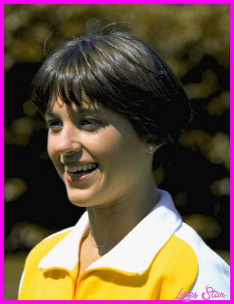 dorothy-hamill-wedge-haircut-75_2 Dorothy hamill wedge haircut