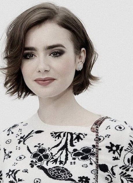 flattering-short-haircuts-for-round-faces-82_10 Flattering short haircuts for round faces