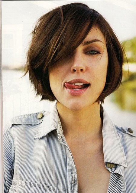 flattering-short-haircuts-for-round-faces-82_12 Flattering short haircuts for round faces