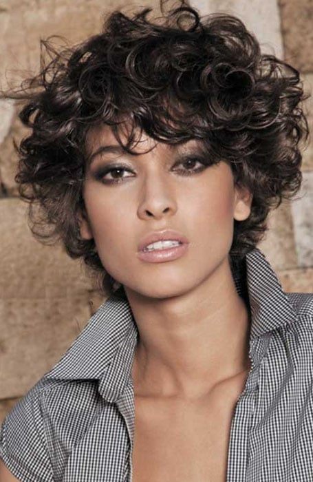 hairstyles-for-short-curly-hair-female-66_15 Hairstyles for short curly hair female