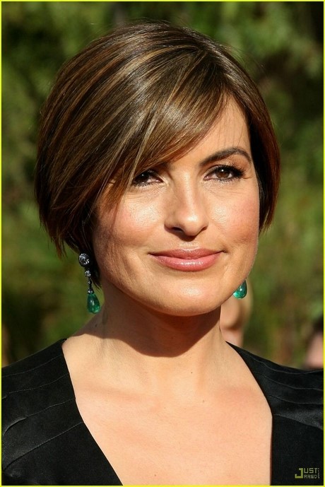 hairstyles-for-short-hair-and-round-face-95_8 Hairstyles for short hair and round face