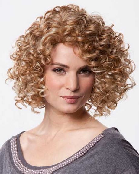 hairstyles-for-super-curly-hair-70_15 Hairstyles for super curly hair