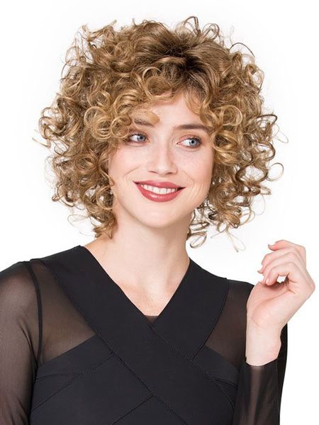 medium-to-short-haircuts-for-curly-hair-48_8 Medium to short haircuts for curly hair